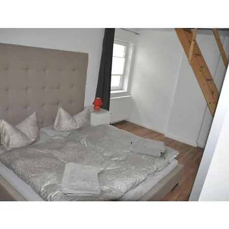 Ferienhaus In Mit Schwimmbecken