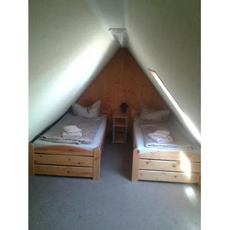 Ferienhaus In Mit Schwimmbecken Sellin (Rugen)